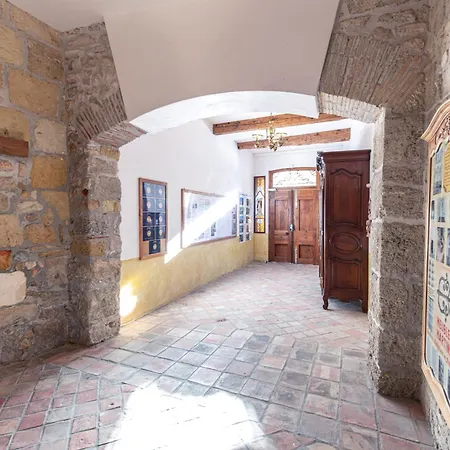 A Mezzanine Dans L'eglise Du Couvent Apartamento Narbona