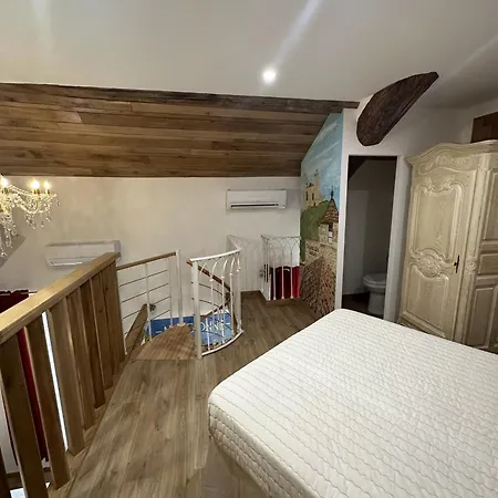 Apartamento A Mezzanine Dans L'eglise Du Couvent Narbona